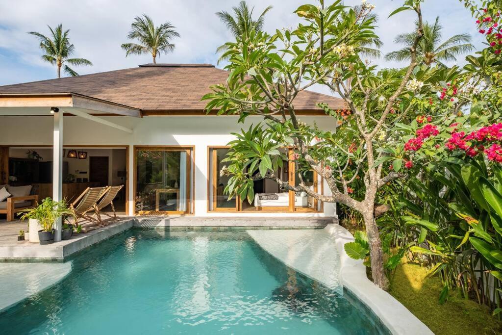 Designer New 3Bdr - Lush Garden+Pool Villa Gili Trawangan Kültér fotó